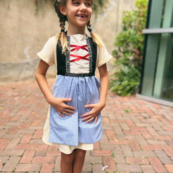 Oktoberfest Bavarian Dirndl Apron