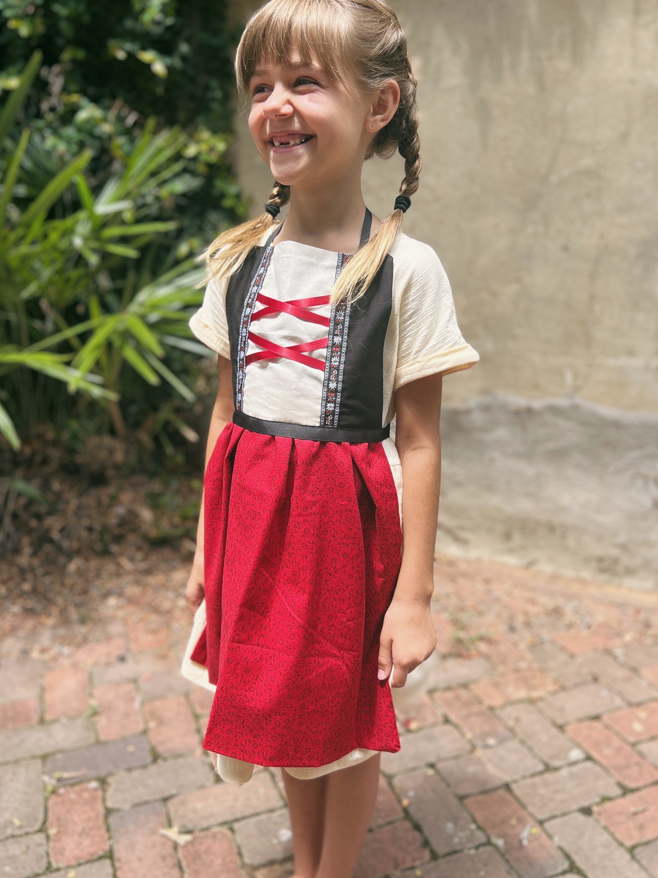 bavarian-dress-oktoberfest
