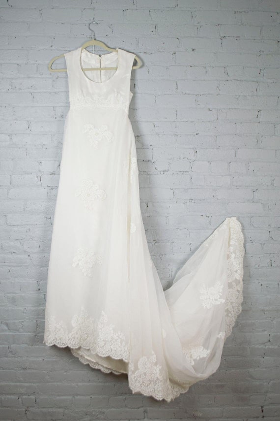 Boho simple wedding dress | Lace and chiffon wedd… - image 5