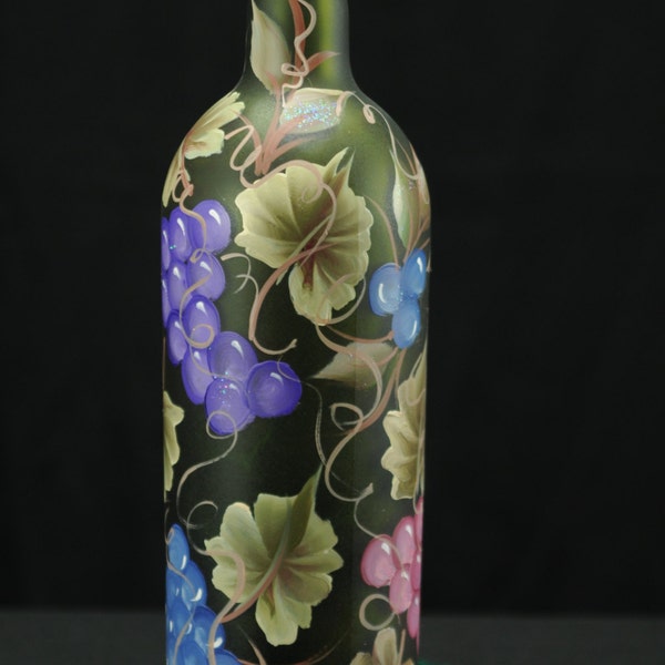 750 ml Handpainted Lighted Wine Bottle / Grapes And Vines