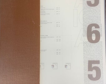 365: AIGA Year in Review 21, American Institute of Graphic Arts, 1st Ed., 2001