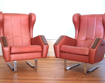 Pair of Chairs - Mid Century Modern, Space Age, Italian
