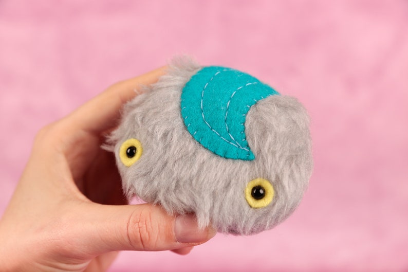 THE POCKETs Rum handmade soft toy plushie crafting silberknoepfchen