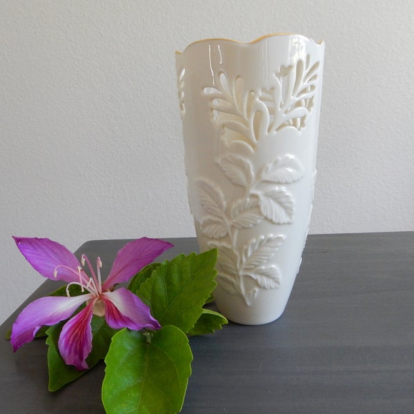 Lenox Gold Rimmed Filigree Vase