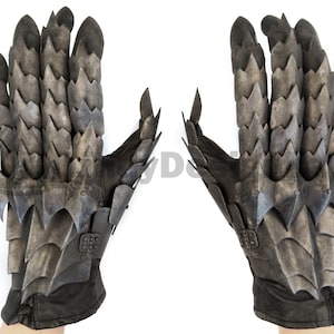 Witch King Gothic Gauntlets 3D Model