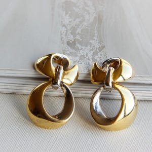 Vintage Door knocker Gold tone Clip on Earrings Non Pierced Costume jewelry