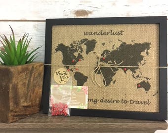 Mapa del mundo de viajes con chinchetas Wanderlust enmarcado en arpillera de 8 x 10 pulgadas, Estados Unidos, mapa de EE. UU. con chinchetas, tablero de corcho, viajes, San Valentín, festividades