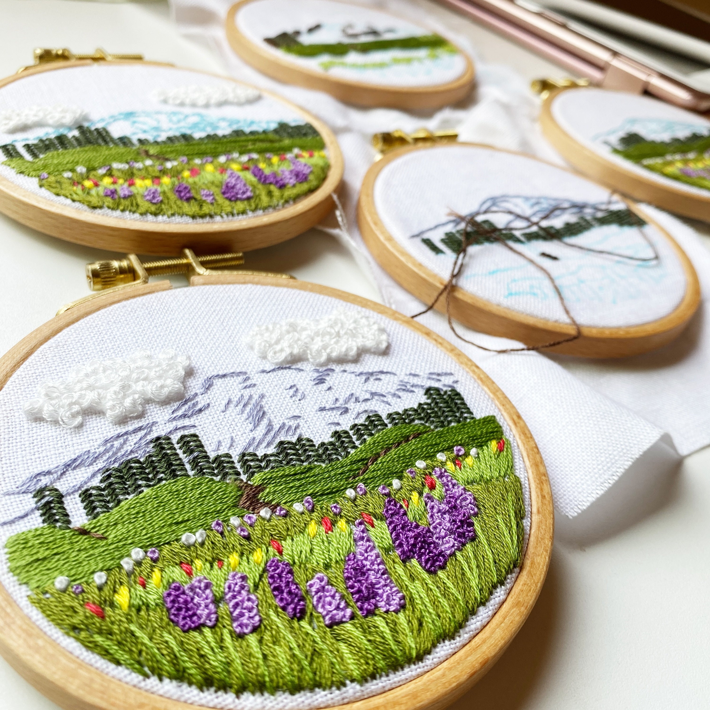  ARAZADR Full Range of Embroidery Starter Kits for Home