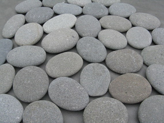 Capcouriers Flat White Rocks For Painting - Santorini Stones - 4 Painting  Rocks - About 2-3.25 Inches In Length - Stones Are Dusty