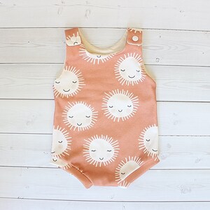 Last one 0-3 months//Organic Baby Romper in Sleepy Suns. Organic Baby Gift. Short Baby Romper. New Baby Gift. Baby Girl Romper. Baby Shower