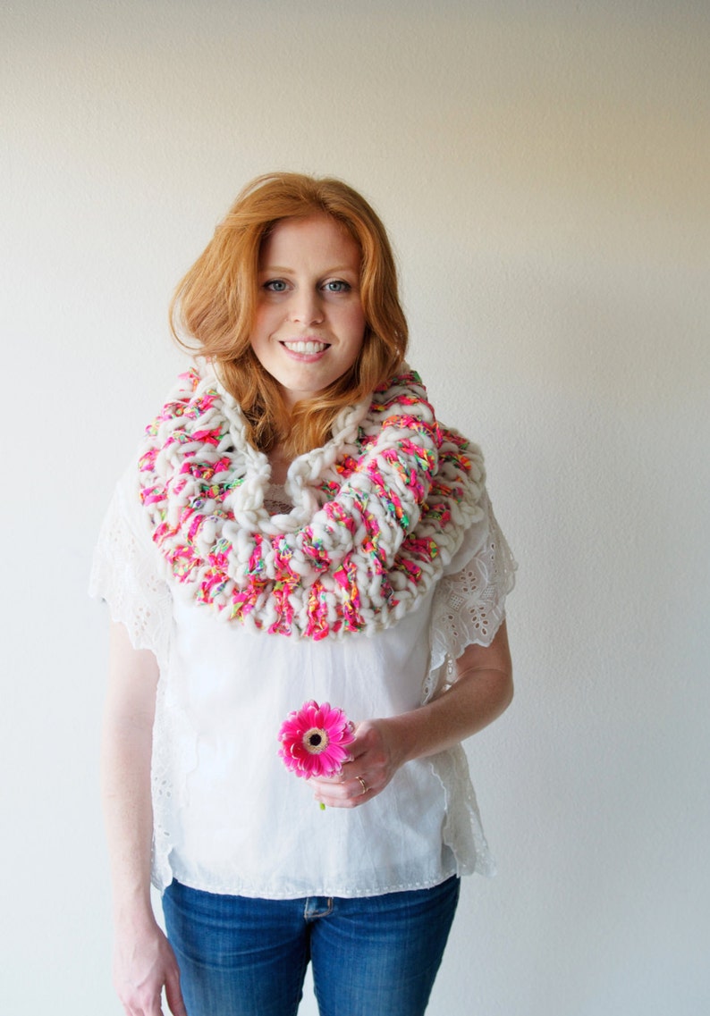 Knitting Pattern // Knit Cowl Pattern, Easy Knit Cowl, Knitting Patterns for Women, Easy