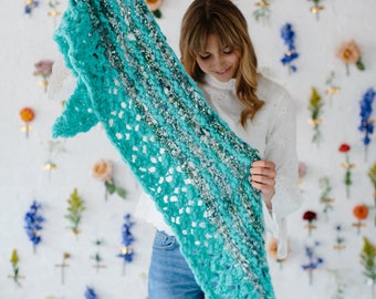 Knitting Pattern ~ Easy Knitting Pattern, Knit Shawl Pattern, Knitting Patterns for Women, Easy Knit Shawl, Bulky, Chunky Handspun Yarn