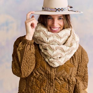 Take Me West Cowl Pattern image 8