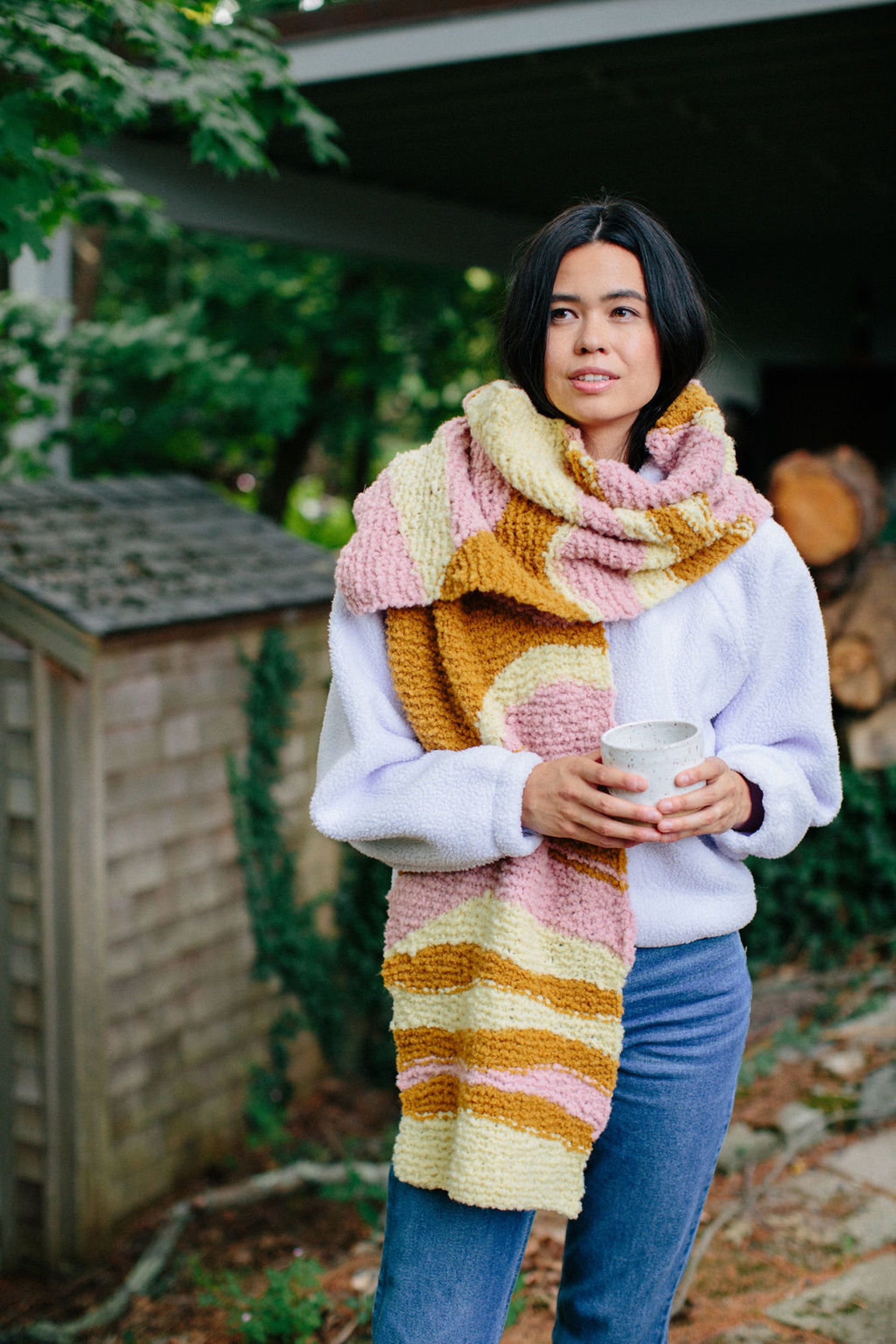 AURA SCARF / BLUE PATTERNED