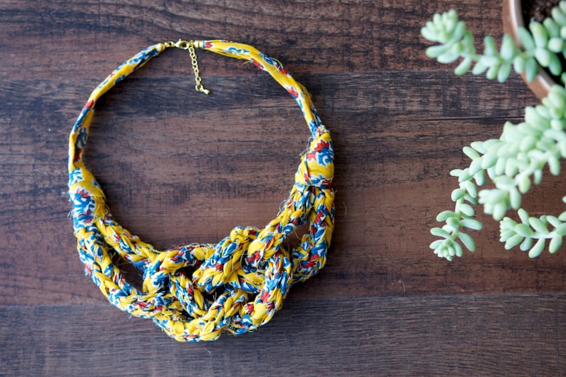 Wildflower Sailor Necklace Knitting Pattern Easy, beginner knitter level image 5