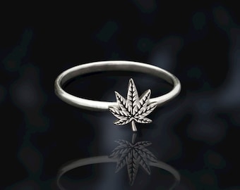 Sterling Silver Pot Leaf Ring