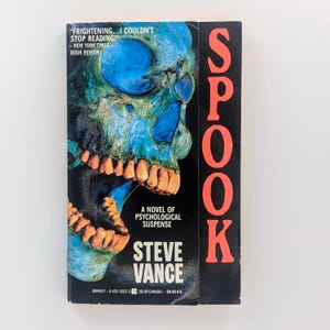 Spook by Steve Vance 1989 Berkley Horror Paperback Embossed Cover