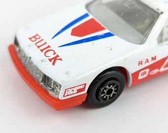 Buick Lesabre Stock Car Carolina Kid Number 24 Diecast Race