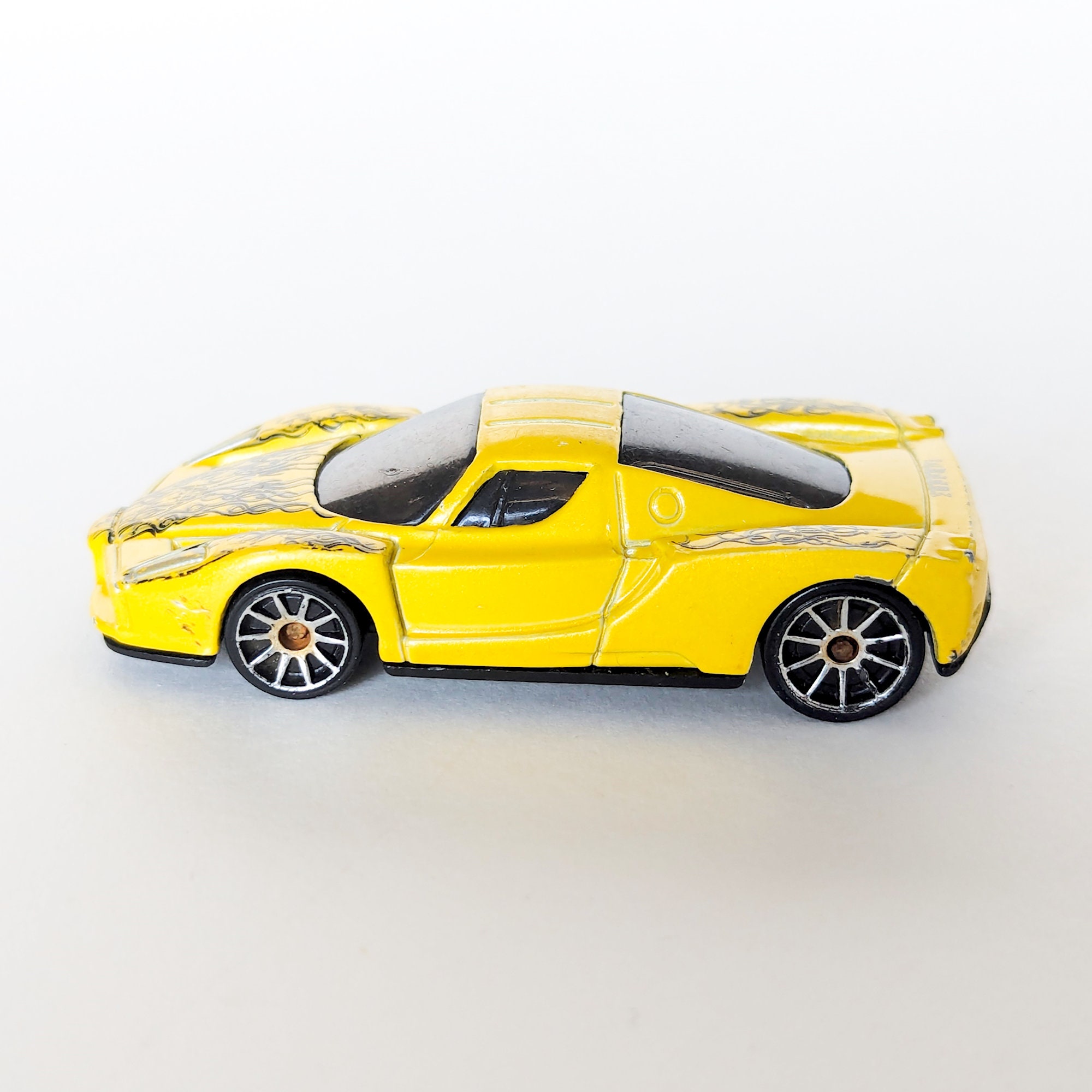 Gavin 1/18 Ferrari Enzo (Pearl White) Resin Car Model