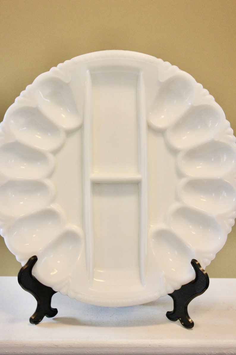 L.E. Smith Milk Glass Egg Platter/ Serving Dish Etsy