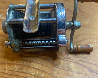 フルーガーSKILKAST NO1953 Pflueger Skilkast No 1953 Baitcaster Reel - Etsy