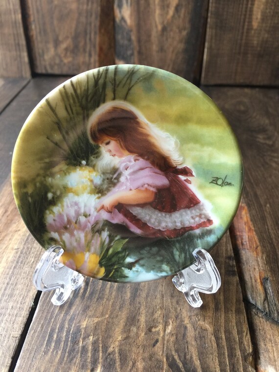 Donald Zolan Miniature Collectible Limited Edition Plate Colors of Spring
