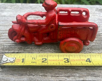 Reproduction Voiture De Course Hubley En Fonte