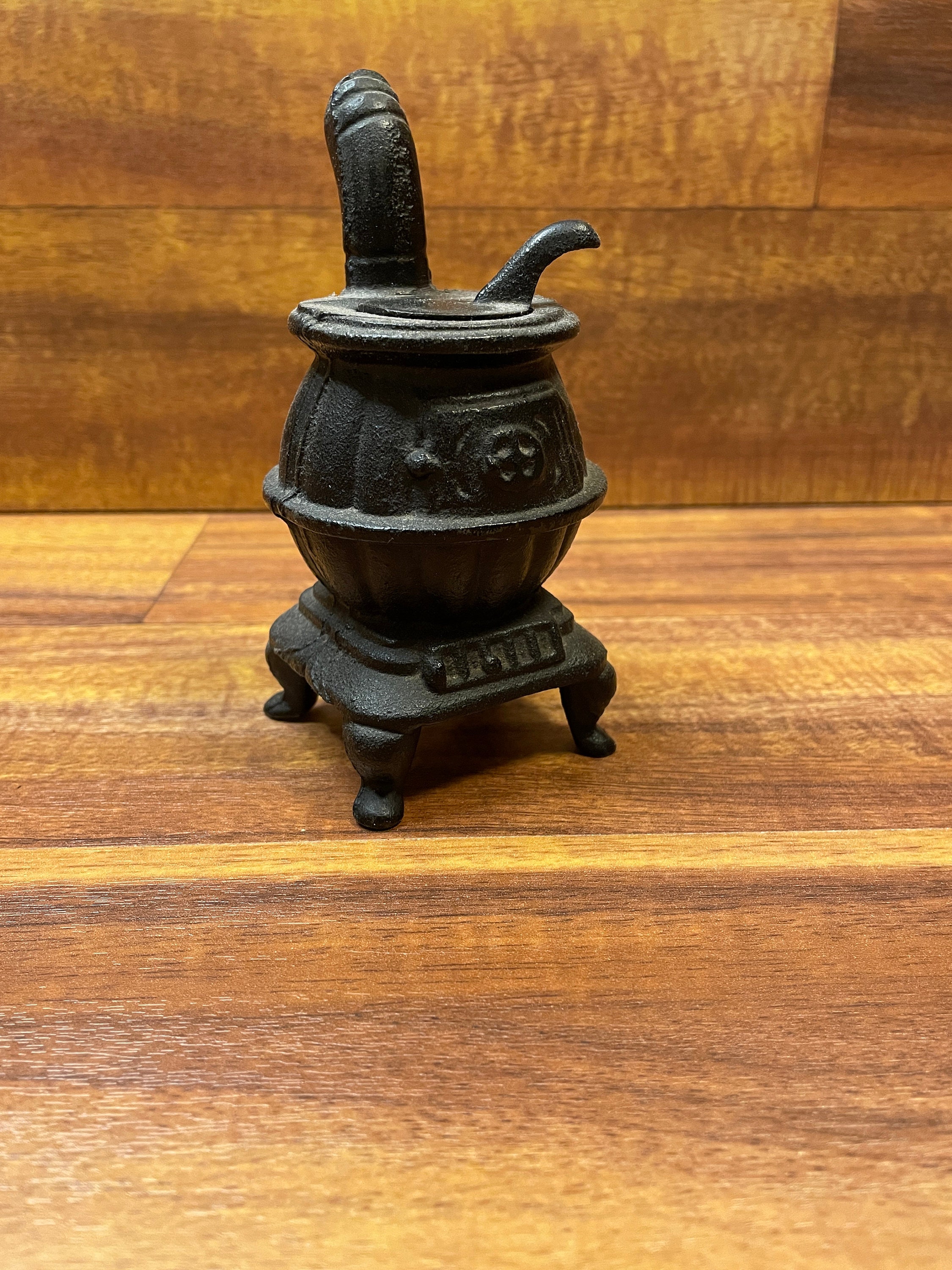 Buy Cast Iron Pot Belly Stove Miniature Stove Salesman Sample Cast Online  in India - Etsy
