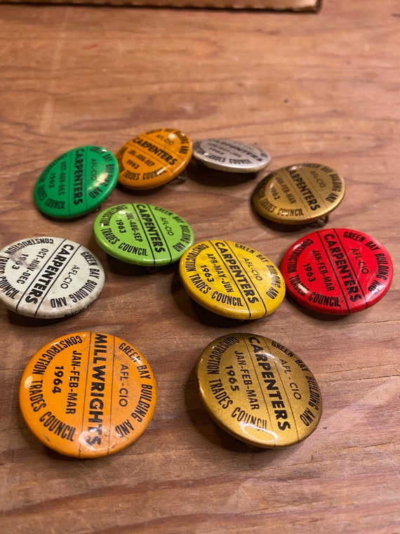 Carpenters Union Buttons or pin backs - image 4