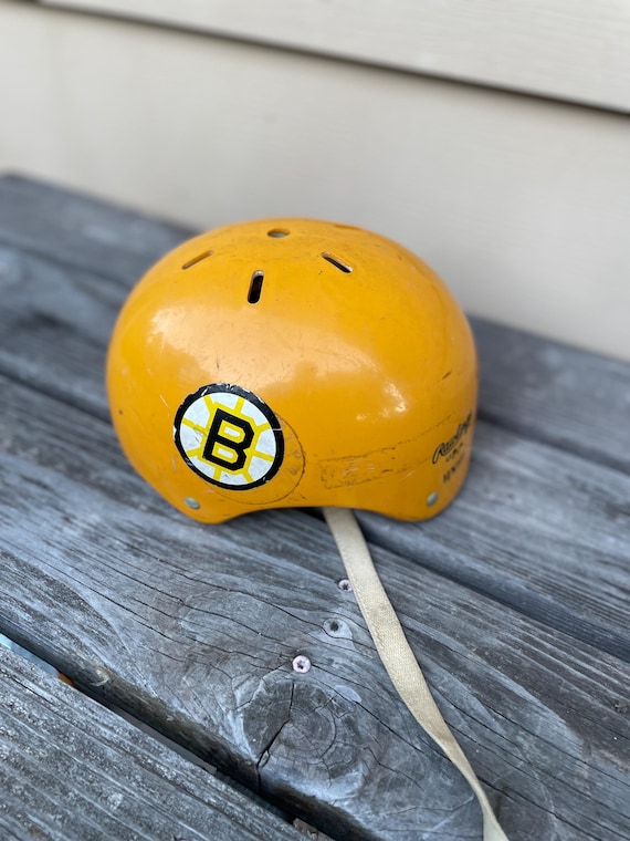 choosing a good motorcycle helmet Motorcycle helmet buying guide from the experts