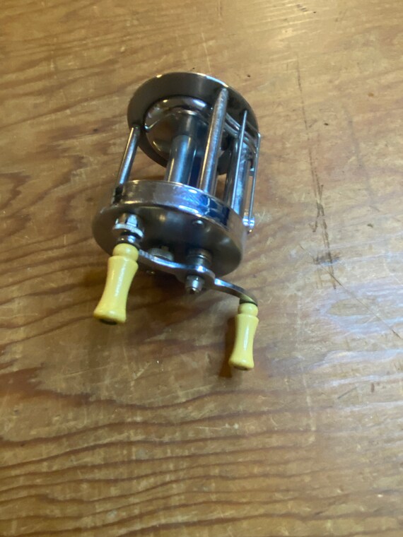 Vintage South Bend No. 775 Perfectoreno Model A Fishing Reel