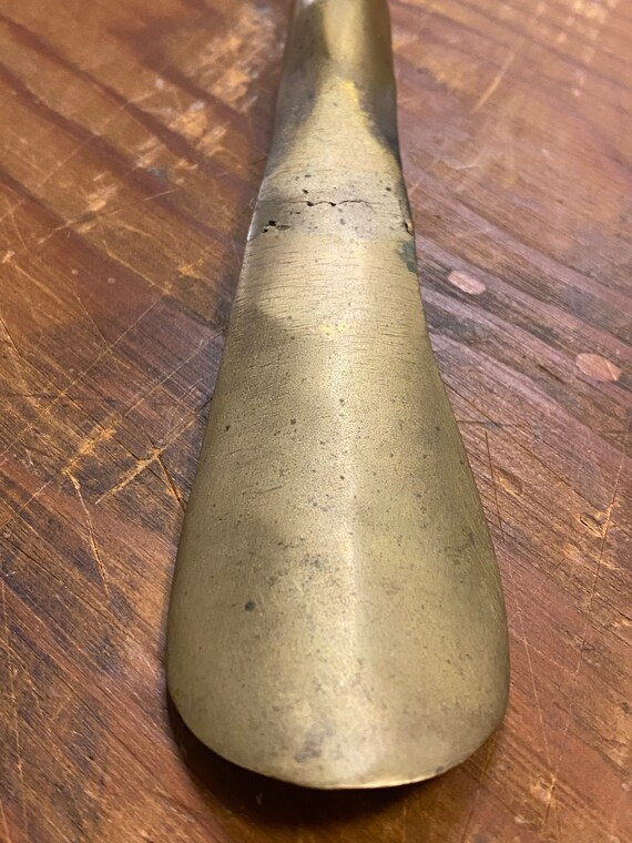 Long Brass Shoe Horn with Ship on one end - image 3