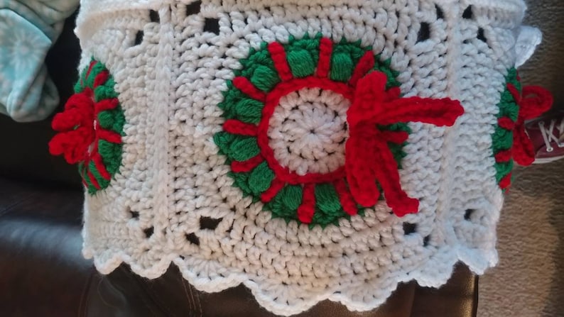 Christmas wreath ToddlerBaby blanket