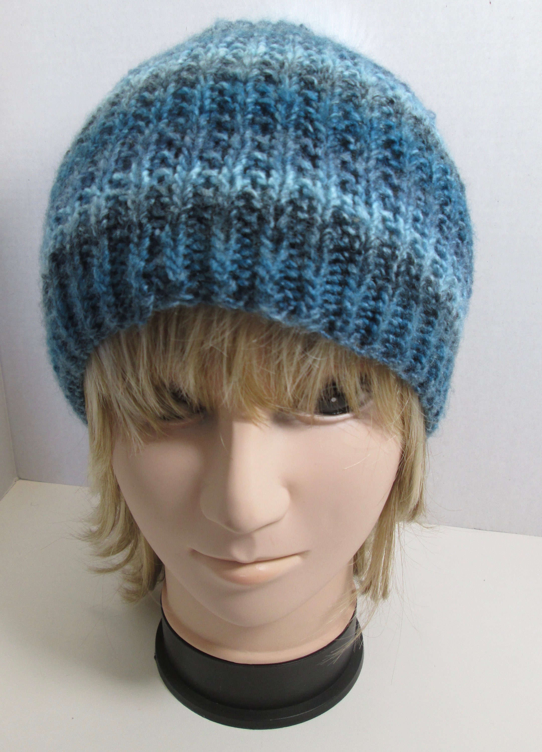 Hand Knit Variegated Blues/cap/beanie/slouchy With Faux Fur  display picture 1