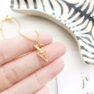 Lightning bolt Gold necklace, thunder bolt necklace, tiny lightning charm necklace, bolt necklace, dainty gold necklace, initial necklace