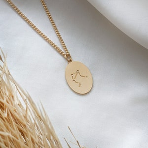 Collana del segno zodiacale della Bilancia, Collana di astrologia della costellazione dello zodiaco della Bilancia, collana di fascino del disco d&#39;oro, collana stellare, collana personalizzata