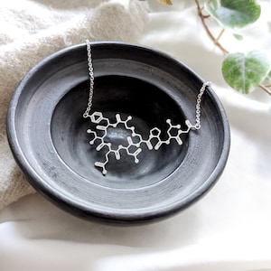 Oxytocin molecule necklace, Silver Oxytocin, love necklace, chemistry jewelry, science jewelry, gift for mom, new mom necklace, doula gift