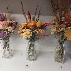 Ramos de rosas de flores secas - pequeños arreglos de flores secas, flores secas para bodas, pequeños ramos de flores secas, pequeños ramos imagen 4