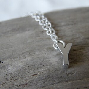 Carta inicial personalizada Y collar, collar inicial de plata, simple, moderno, cotidiano, mamá y amigo regalo