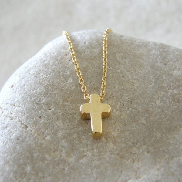Tiny Gold Cross Necklace, Small Cross Charm, Simple, Modern, Everyday, Gift for Mom, Friend, Sister Gifts