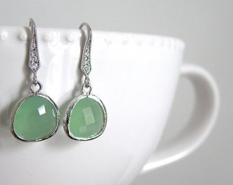 Green Fluorite Teardrop Glass Earrings, Drop, Dangle Earrings, Bridesmaid Gift, Wedding Jewelry, Mom Gift