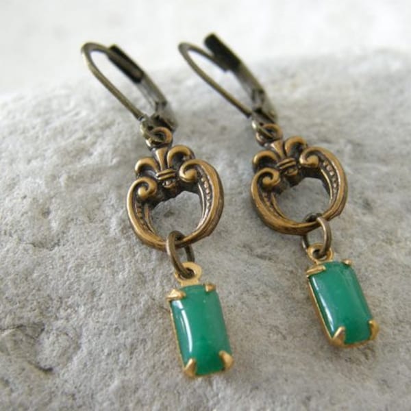 Vintage Rococo Style Jade Green Glass and Fleur de Lis Drop Earrings, Bridesmaid gifts, Gift for Mom, Friend Gift