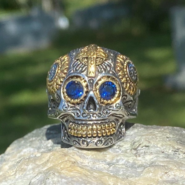 SR16B. Blauer Edelstein Auge Kreuz Totenkopf Ring Tag der Toten Totenkopf Unikat Qualität 316L Edelstahl Ring. Unisex. Gothic Halloween Punk