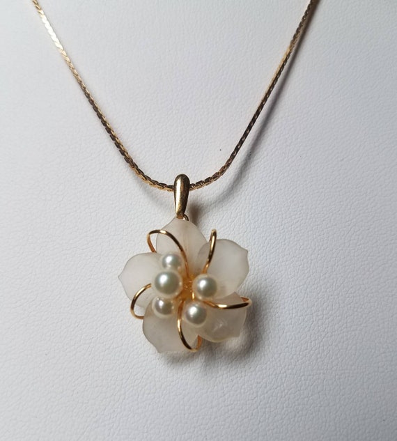 Vintage Frosted Crystal Flower Pendant Necklace w… - image 1