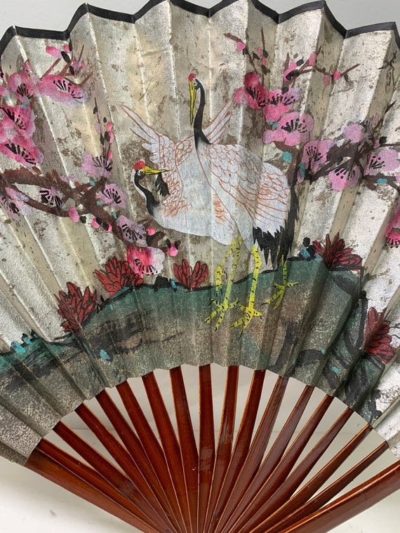 Vintage dime store lacquer wood fan with foil des… - image 8