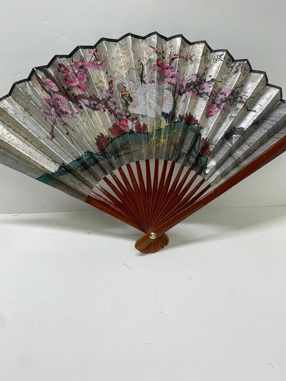 Vintage dime store lacquer wood fan with foil des… - image 7