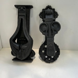 vintage dime store black metal door knocker with design 2 styles Nos