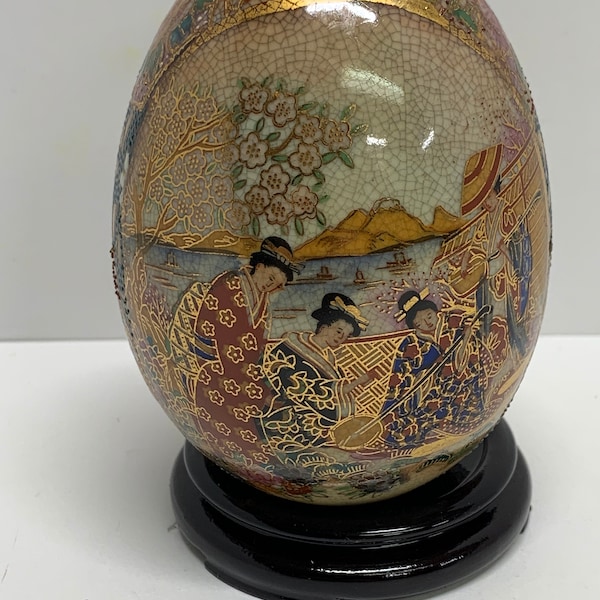 vintage dime store cloisonné large egg with beautiful  Chinese scene  earth tone colors