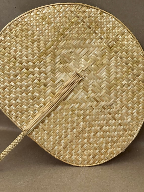 vintage dime store handmade weaved straw paddle f… - image 5