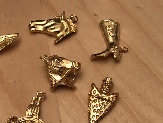 vintage metal western charm set horses, saddle, b… - image 4